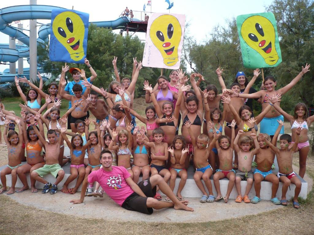 Camping Villaggio Lamaforca Торре-Санта-Сабіна Екстер'єр фото