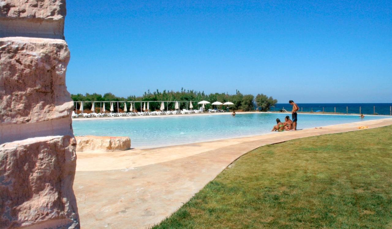Camping Villaggio Lamaforca Торре-Санта-Сабіна Екстер'єр фото